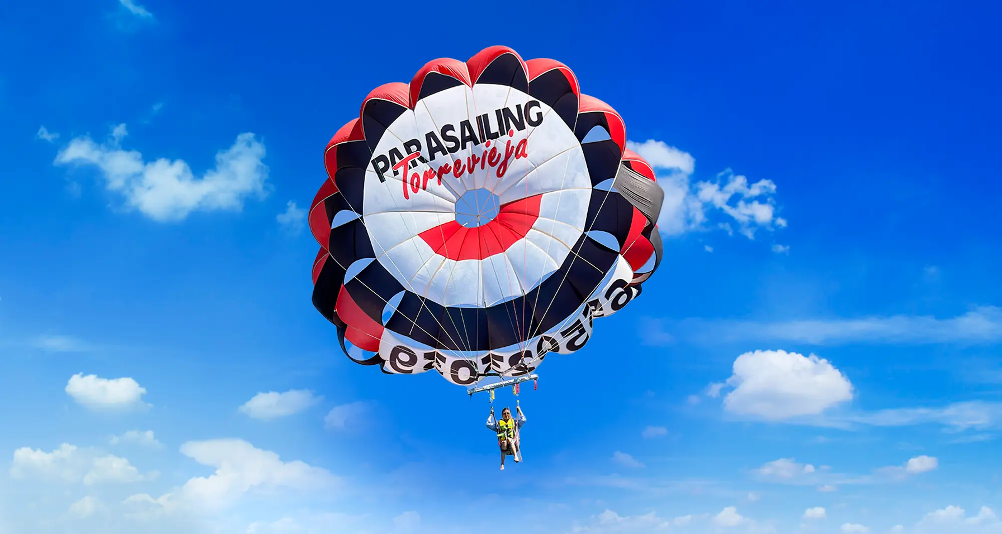 Parasailing in Torrevieja